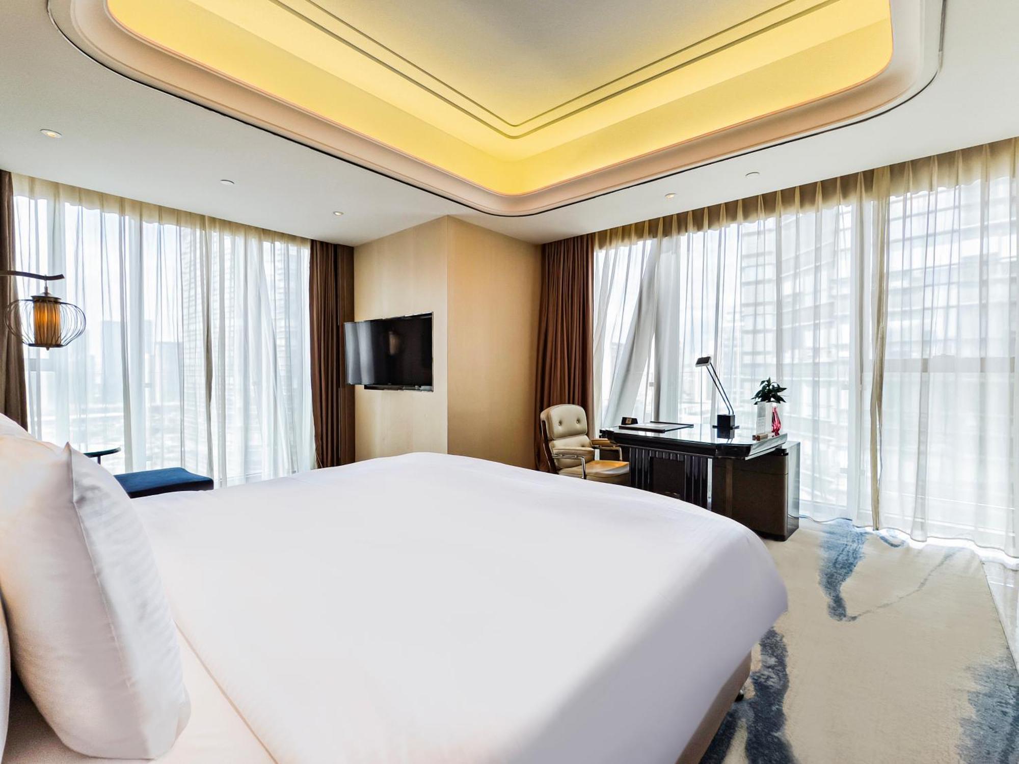 Wanda Vista Kunming Hotel Bagian luar foto