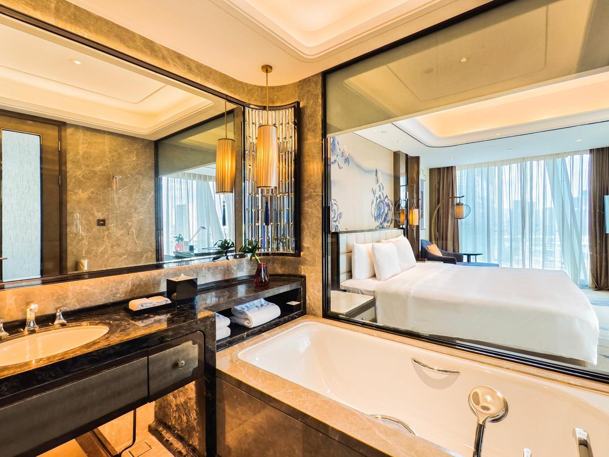Wanda Vista Kunming Hotel Bagian luar foto