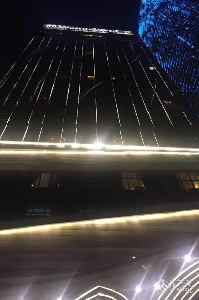 Wanda Vista Kunming Hotel Bagian luar foto
